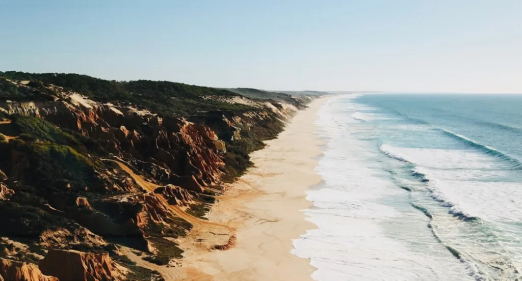Comporta: El refugio del «Quiet Luxury» donde el tiempo se detiene entre arrozales y dunas