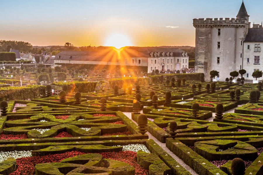 801457-le-chateau-de-villandry-et-ses-jardins (1)